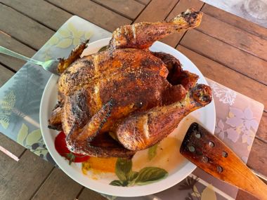 Großes Grillhähnchen